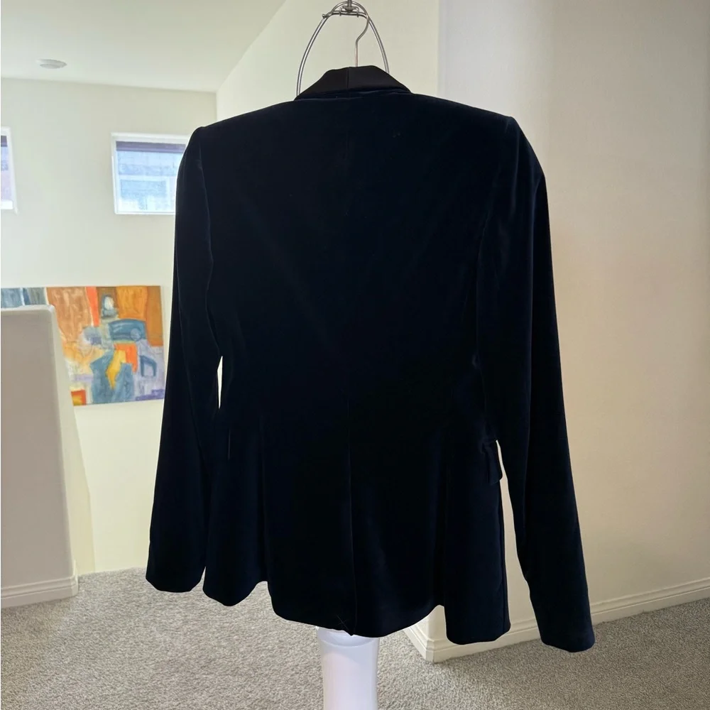 Alice + Olivia Black Velvet Blazer (never worn!) - Picture 2 of 2
